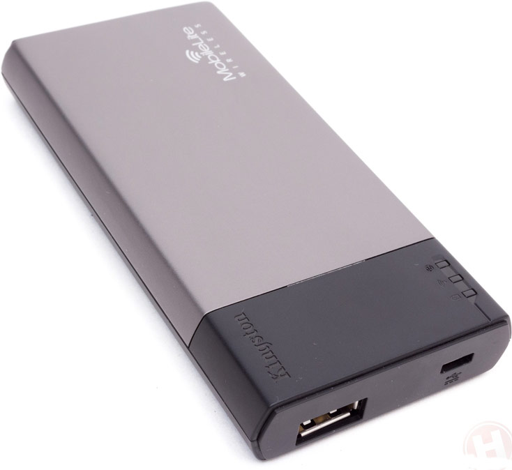 Kingston MobileLite Wireless Reader & Battery Power Bank MLW221