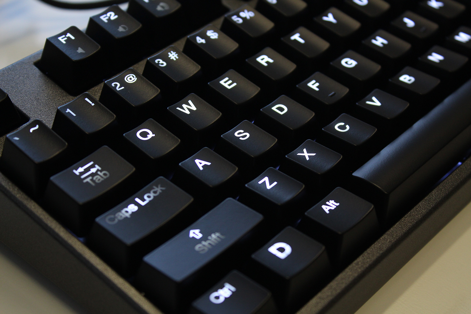 Deck Hassium Pro White LED Cherry MX Blue Mechanical Keyboard CBL108A