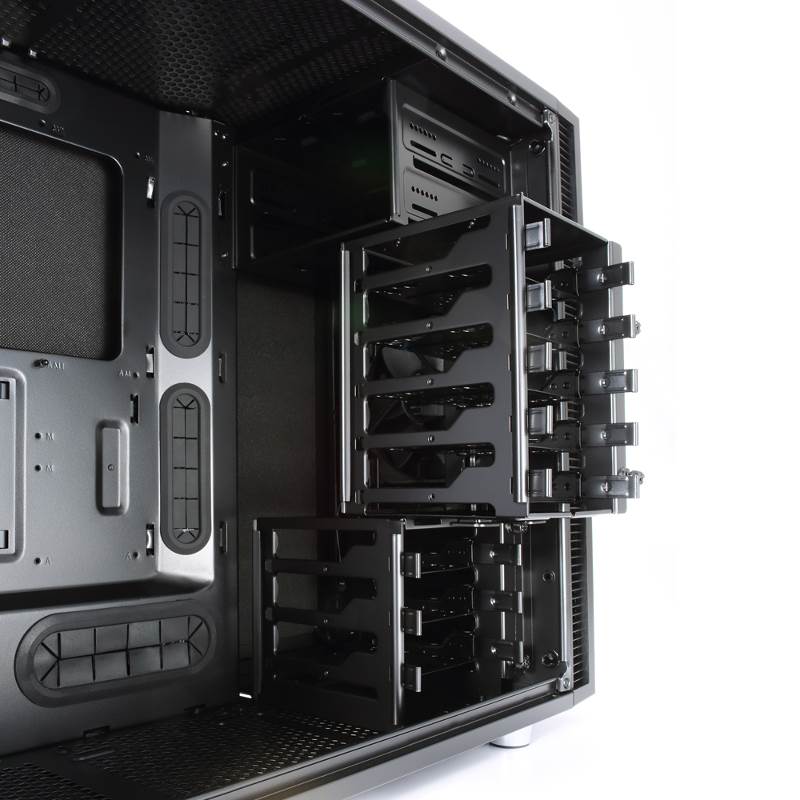 Fractal Design Define R5 Windowed MidTower ATX Case Blackout Edition