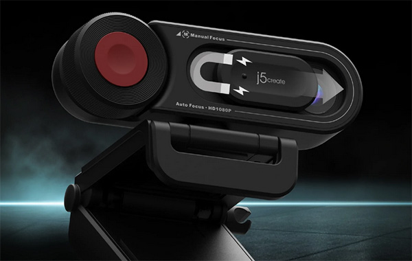 j5create JVU250 USB HD Webcam with Auto & Manual Focus Switch - Desktop Overview 9