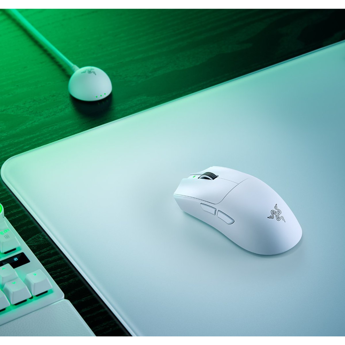 Razer Viper V4 Pro Wireless Esports Gaming Mouse - White - RZ01