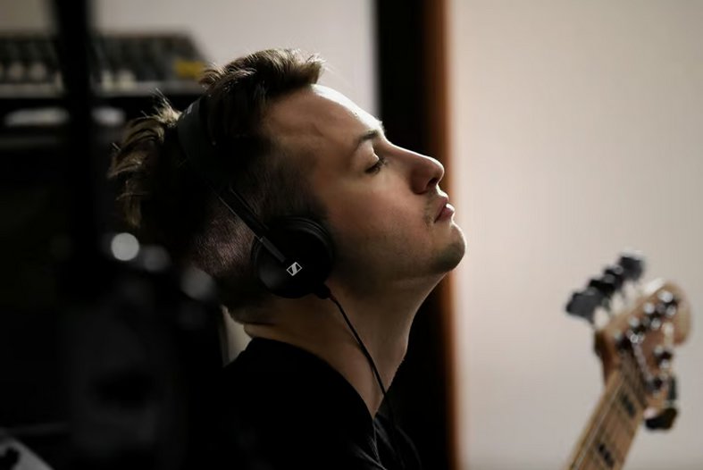 Sennheiser HD 25 Light Headphones