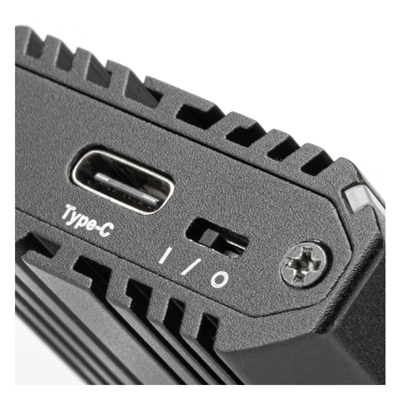 SilverStone MS13 Case Esterno M.2 USB-C 3.2 Gen2 10 Gbps - Per SSD NVMe E SATA, Alloggiamento In Alluminio Con LED RGB, Dissipatore A Sandwich